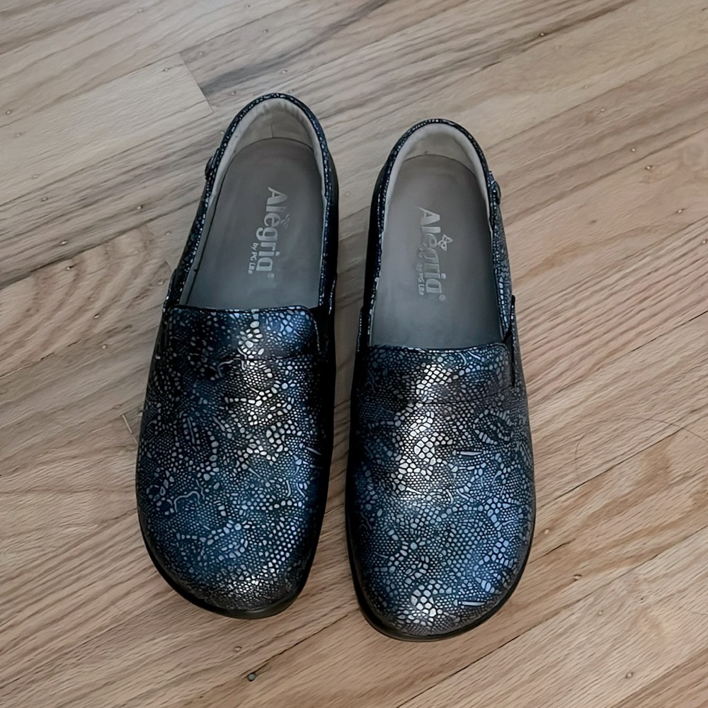 Brand new Alegria shoes